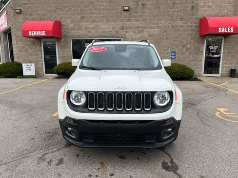 Used 2017 Jeep Renegade Latitude w/ Cold Weather Group AWD/4WD image 2