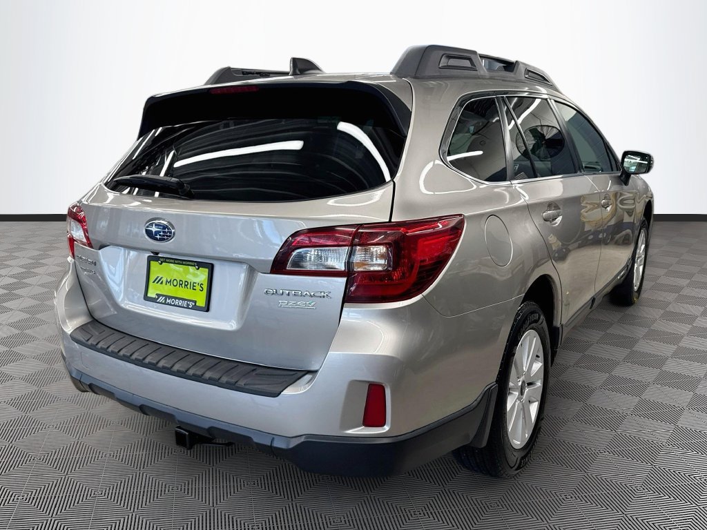 Used 2017 Subaru Outback 2.5i Premium AWD/4WD image 4