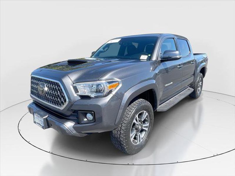 Certified 2019 Toyota Tacoma TRD Sport image 1