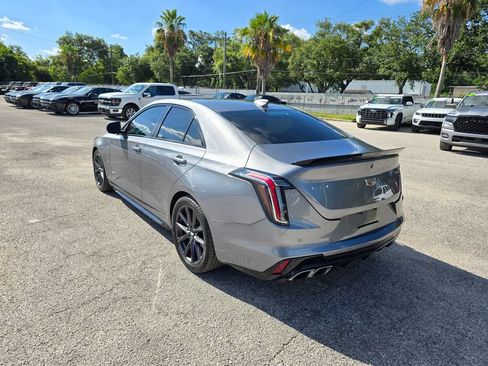 Used 2022 Cadillac CT4 V w/ Technology Package RWD image 4