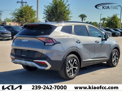 Certified 2025 Kia Sportage EX w/ Premium Package FWD image 6