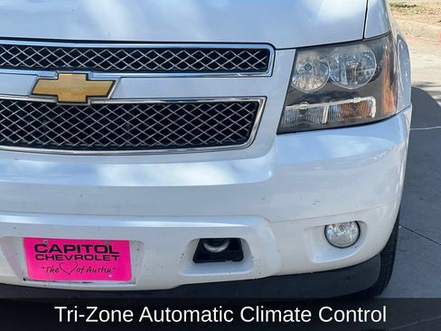 Used 2014 Chevrolet Suburban LT w/ Texas Edition RWD image 8
