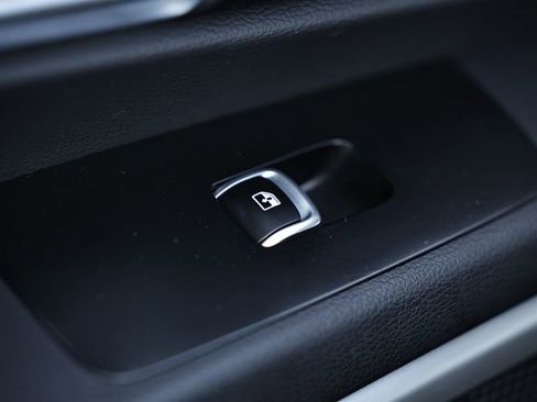 Used 2022 Kia Telluride EX w/ EX Premium Package image 23