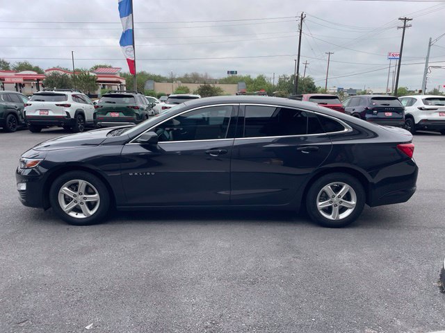 Used 2023 Chevrolet Malibu LS w/ LPO, Floor Liner Package FWD image 4