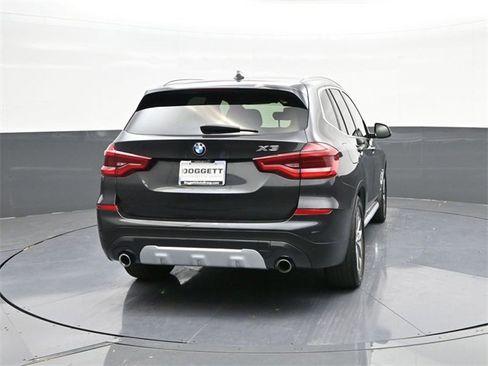Used 2018 BMW X3 xDrive30i w/ Premium Package image 11