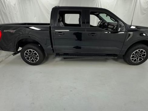Used 2023 Ford F150 Lariat image 2