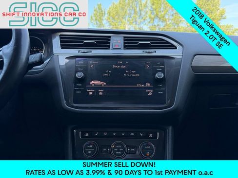 Used 2018 Volkswagen Tiguan SE w/ Panoramic Sunroof Package AWD/4WD image 12