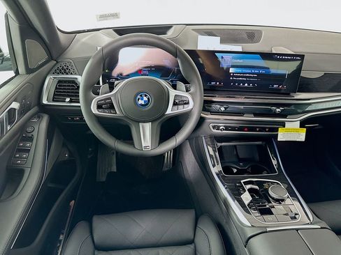 New 2026 BMW X5 xDrive50e w/ M Sport Package image 19