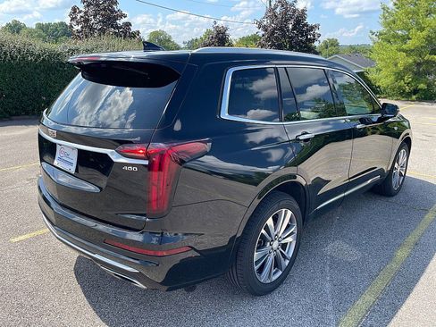 Used 2020 Cadillac XT6 Premium Luxury image 9