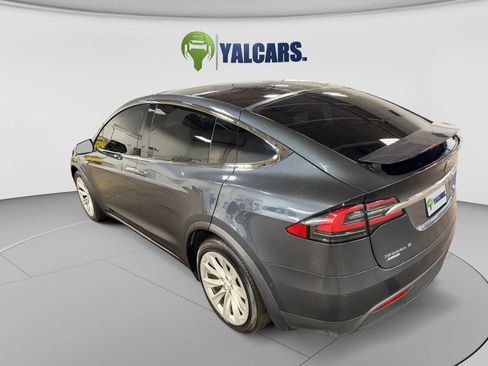 Used 2016 Tesla Model X 75D AWD/4WD image 11