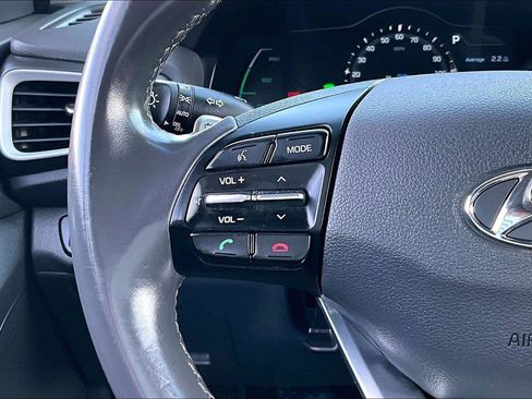 Used 2017 Hyundai Ioniq Limited FWD image 12