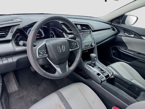 Used 2018 Honda Civic EX image 7