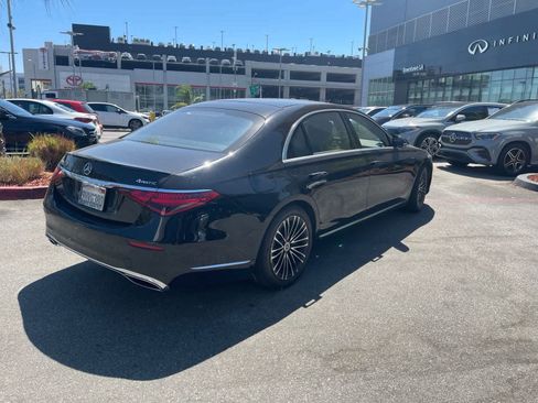 Certified 2023 Mercedes-Benz S 580e 4MATIC Sedan image 3
