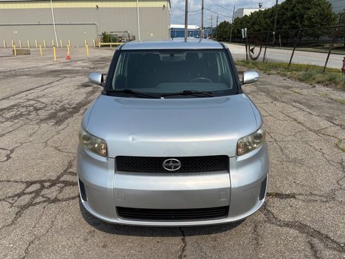 Used 2008 Scion xB FWD image 8