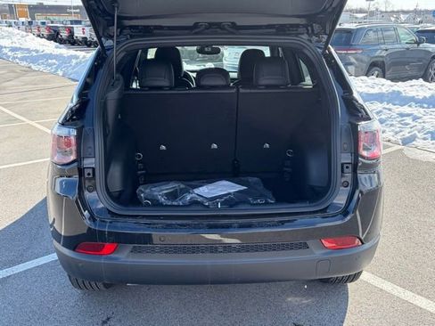 New 2026 Jeep Compass Limited image 7