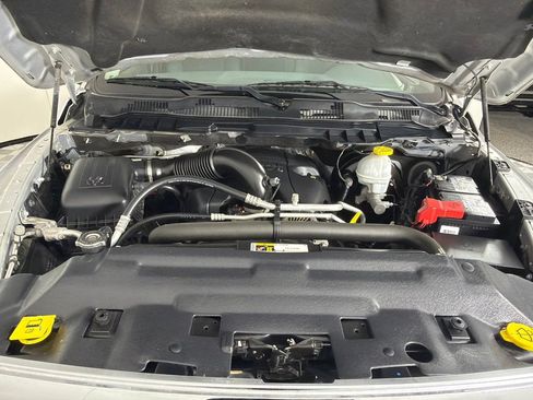 Used 2018 RAM 1500 Big Horn AWD/4WD image 23