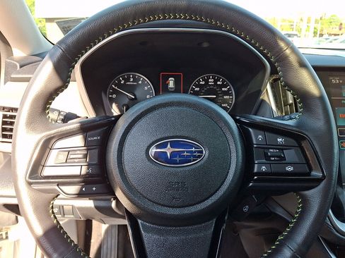Certified 2025 Subaru Outback Onyx Edition AWD/4WD image 22