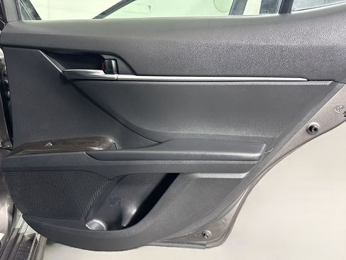 Used 2024 Toyota Camry SE w/ Cold Weather Package FWD image 28