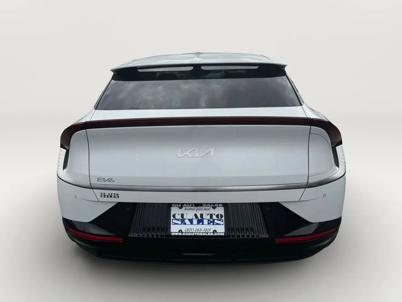 Used 2023 Kia EV6 Wind w/ Wind Technology Package AWD/4WD image 4