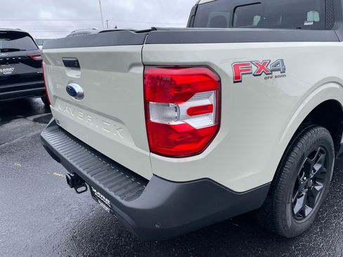 Used 2024 Ford Maverick Lariat w/ FX4 Off-Road Package image 35