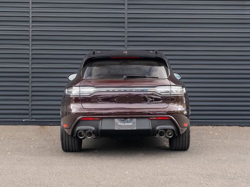 New 2026 Porsche Macan GTS AWD/4WD image 7