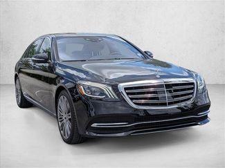 Used 2019 Mercedes-Benz S 560 Sedan video 3