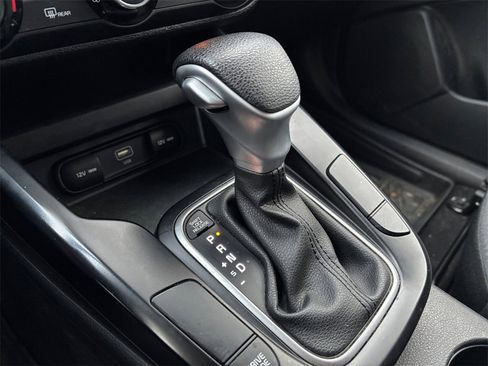 Used 2023 Kia Soul LX image 20