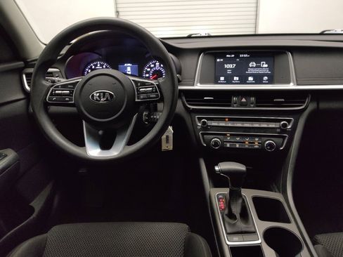 Used 2020 Kia Optima LX FWD image 22