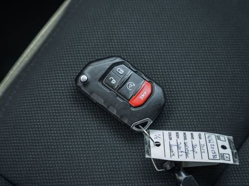 Used 2022 Jeep Wrangler Unlimited Sport AWD/4WD image 47