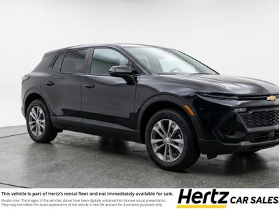 Used 2025 Chevrolet Equinox LT