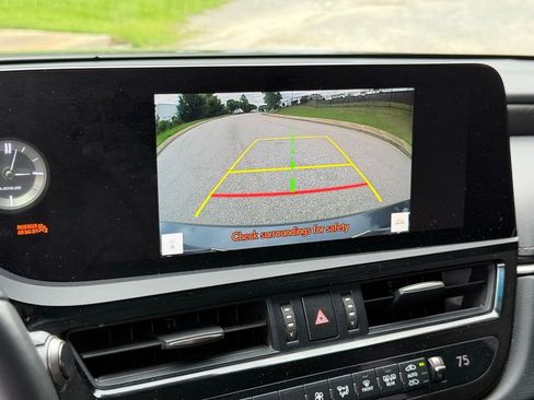 Certified 2024 Lexus ES 350 w/ Premium Package FWD image 36