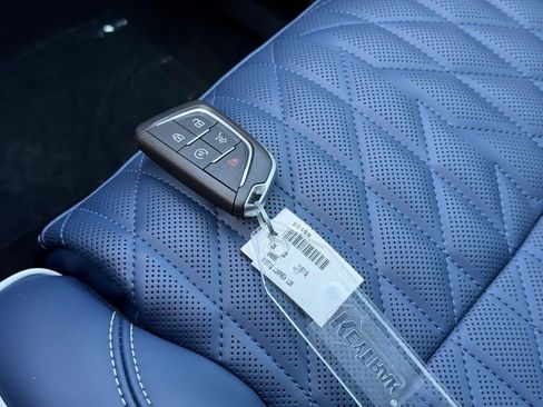 New 2026 Cadillac Vistiq Premium Luxury image 34