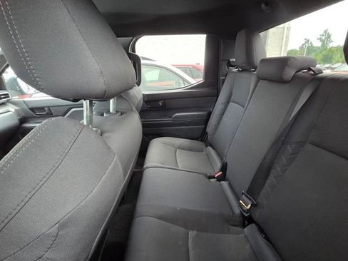 Used 2025 Toyota Tacoma SR5 RWD image 10