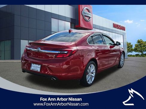 Used 2015 Buick Regal image 4