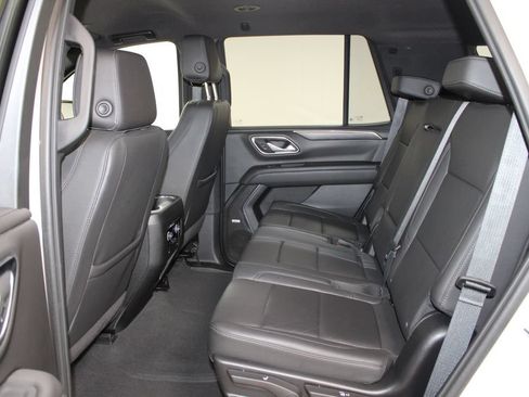 Used 2024 Chevrolet Tahoe LT RWD image 24