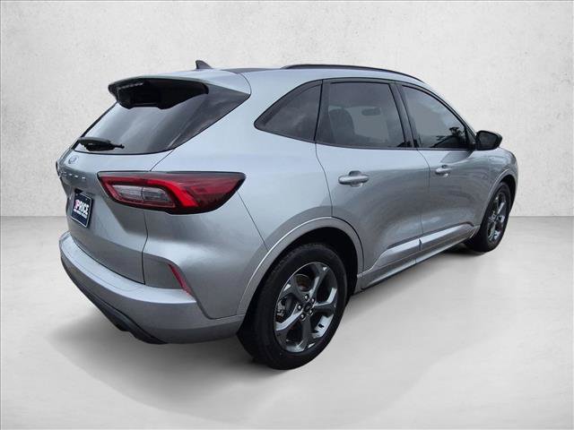 Used 2023 Ford Escape ST-Line FWD image 5