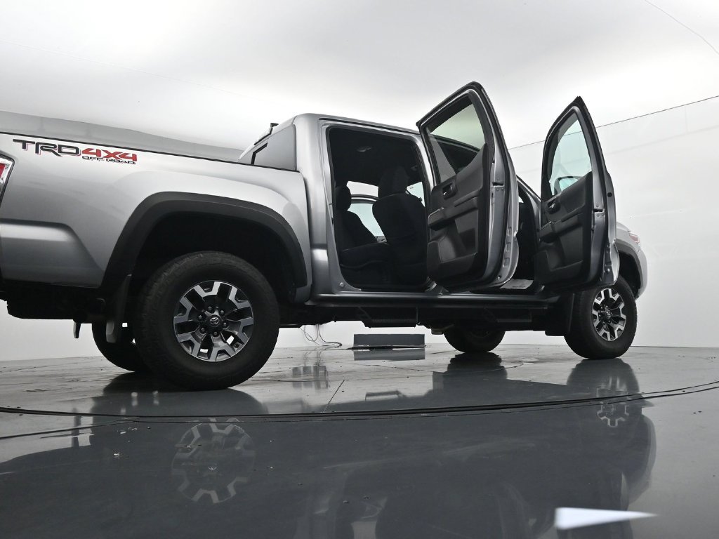 Used 2021 Toyota Tacoma TRD Off-Road AWD/4WD image 47