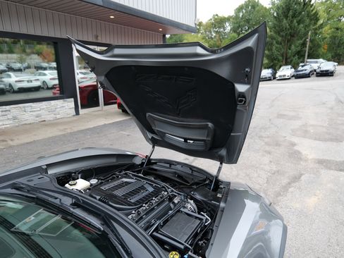 Used 2015 Chevrolet Corvette Z06 w/ 2LZ Preferred Equipment Group image 48