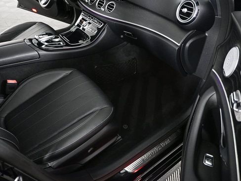 Used 2017 Mercedes-Benz E 300 image 16