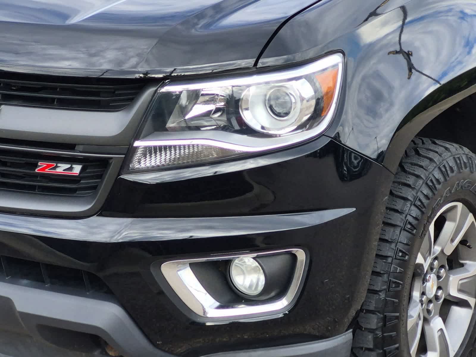 Used 2017 Chevrolet Colorado Z71 AWD/4WD image 11