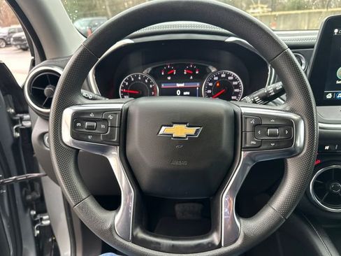 Used 2024 Chevrolet Blazer LT image 28