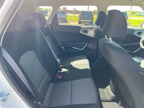 Used 2025 Kia Soul S image 20