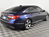 Used 2018 Honda Accord Touring image 6