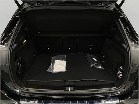 Certified 2026 Mercedes-Benz GLA 250 GLA 250 4MATIC SUV image 5