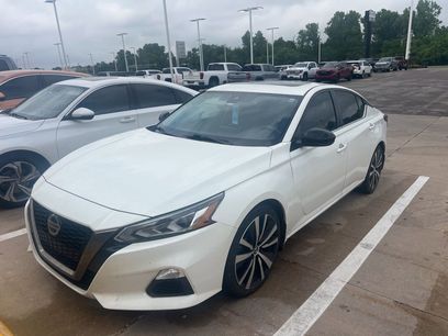 Used 2021 Nissan Altima 2.5 SR w/ SR Premium Package