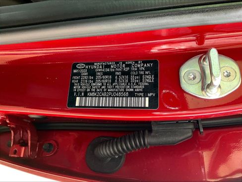 Used 2023 Hyundai Kona SE AWD/4WD image 18