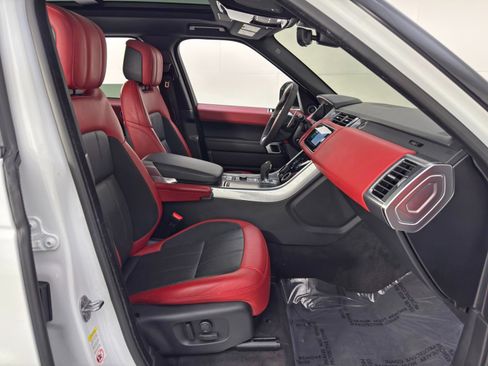 Used 2021 Land Rover Range Rover Sport HST image 16