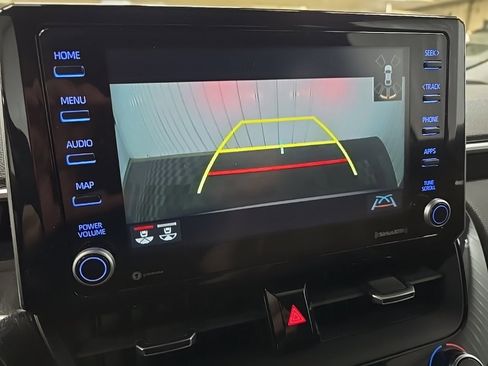 Used 2022 Toyota Corolla Cross XLE image 24