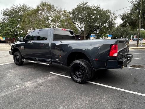 Used 2017 RAM 3500 Tradesman w/ Chrome Appearance Group image 11