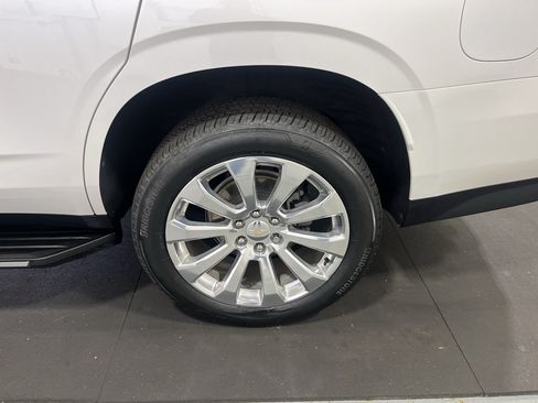 Certified 2022 Chevrolet Tahoe Premier AWD/4WD image 28